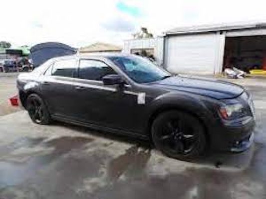 salisburyautoparts-chrysler-300c-v2 salisburyautoparts-chrysler-300c-v2