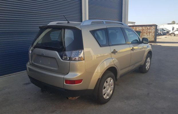 salisburyautoparts-mitsubishi-outlander-v2 salisburyautoparts-mitsubishi-outlander-v2